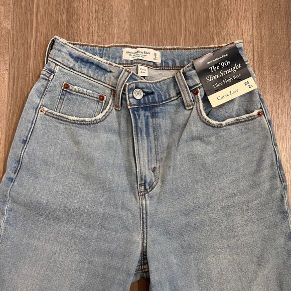 NWT Abercrombie & Fitch The 90s Slim Straight Jeans Curve Love Ultra High Rise - Picture 2 of 8